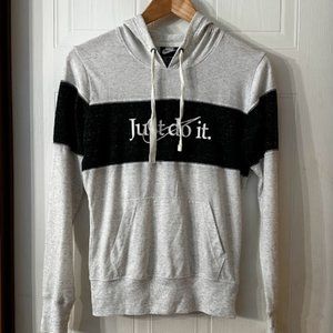 {Kids} Unisex NIKE Lightweight Hoodie~ Small (G1)